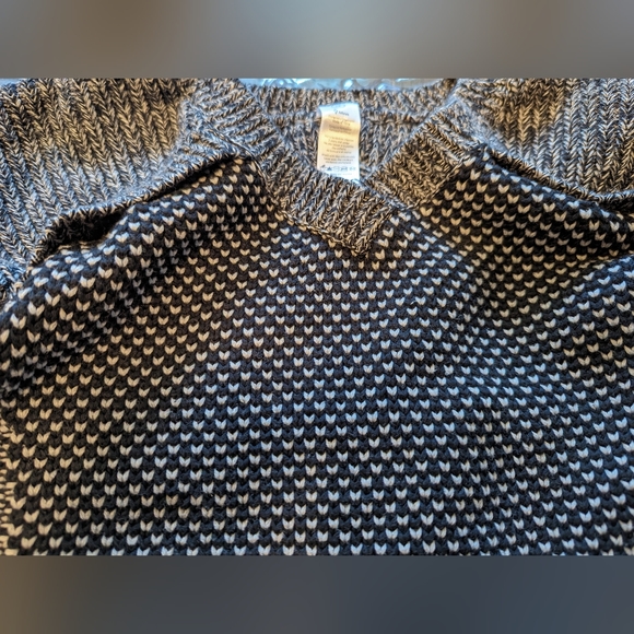 EUC ivivva by Lululemon knit sweater - Picture 4 of 7
